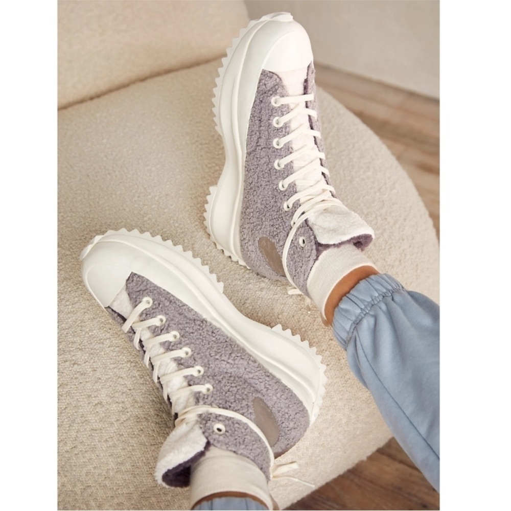 Converse Run Star Hike Sherpa Gray mauve Lined Platform Sneakers size 7
